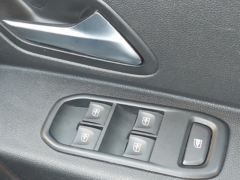 Dacia Duster Comfort White #17