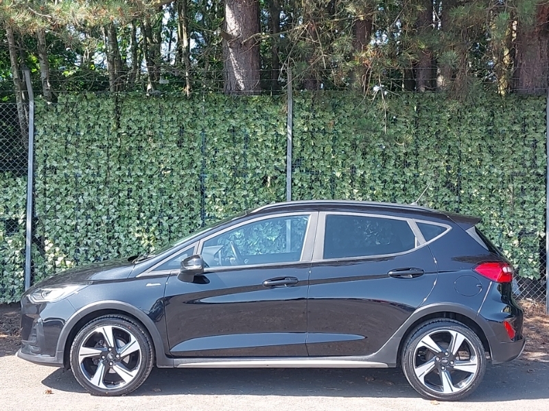 Ford Fiesta 1.0 Ecoboost Hybrid Mhev 125 Active MM23GSU Black #4
