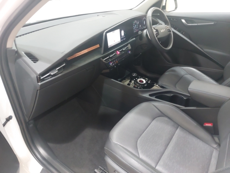 Kia Niro 1.6 Gdi Hybrid 4 Dct White #5