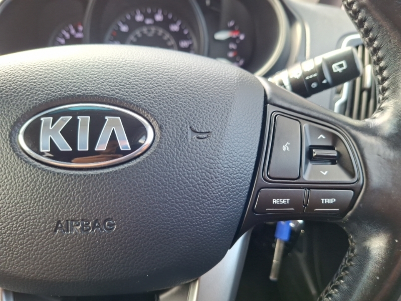 Kia RIO 1.2 Sr7 83 Bhp Red #13