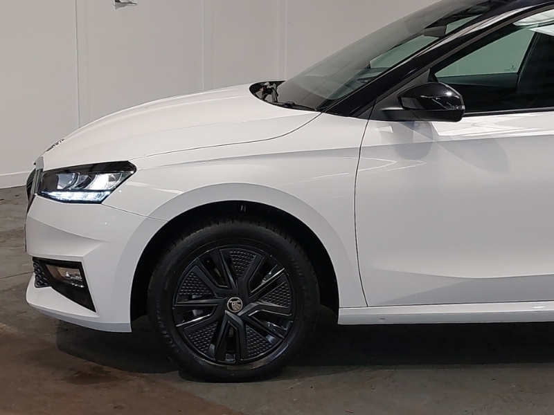 Skoda Fabia Colour Edition White #19