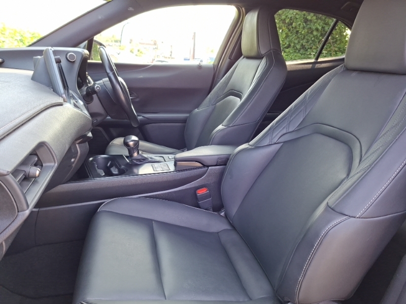 Lexus UX 250H 2.0 F-sport Design Cvt Green #5