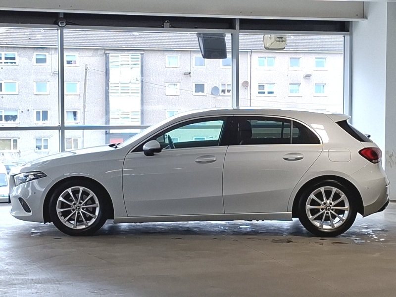 Mercedes-Benz A Class A180 Sport Executive WP69UJC White #4