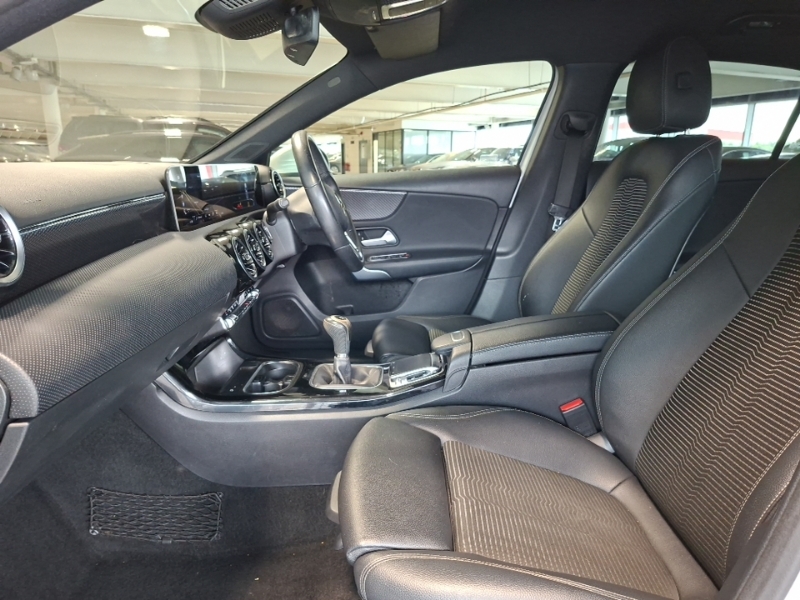 Mercedes-Benz A Class A180 Sport Executive WP69UJC White #5