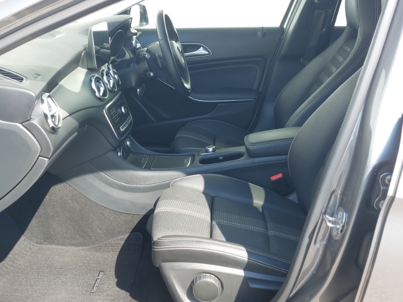 Mercedes-Benz GLA Class Gla 180 Urban Edition Grey #5