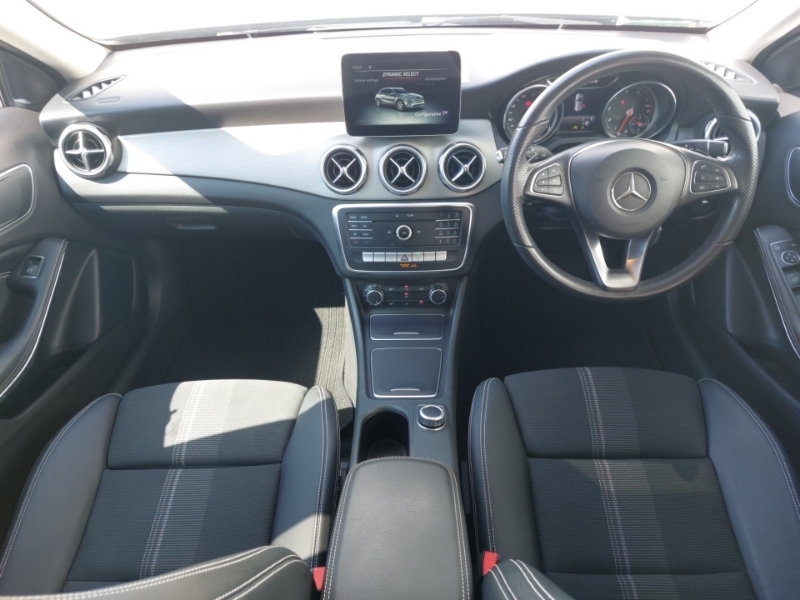 Mercedes-Benz GLA Class Gla 180 Urban Edition Grey #3