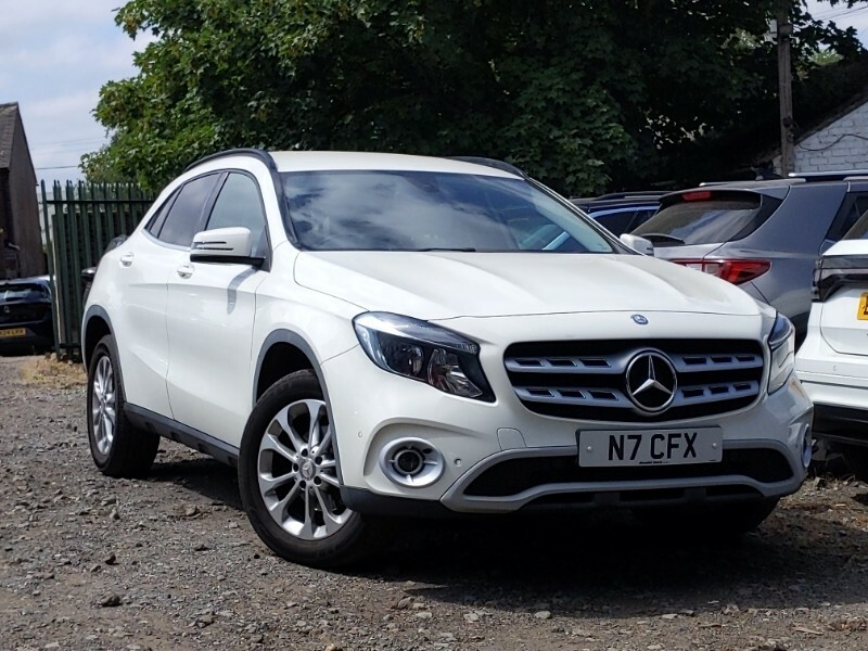 Mercedes-Benz GLA Class Gla 200 Se Executive White