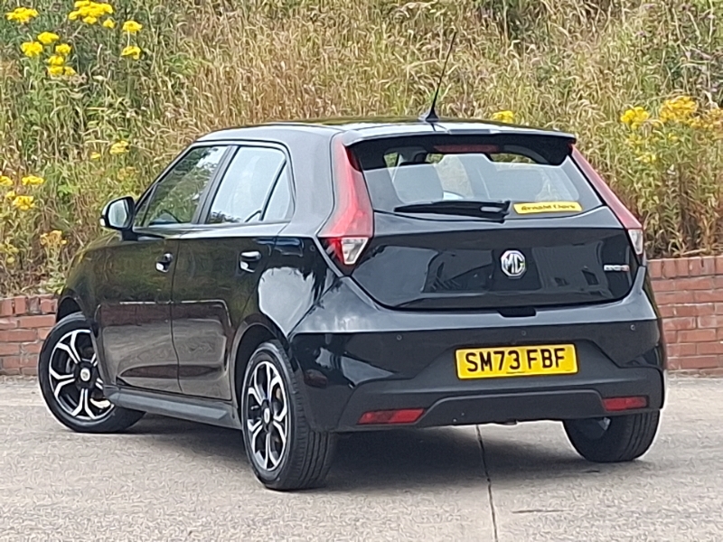 MG MG3 1.5 Vti-tech Exclusive Navigation Black #2
