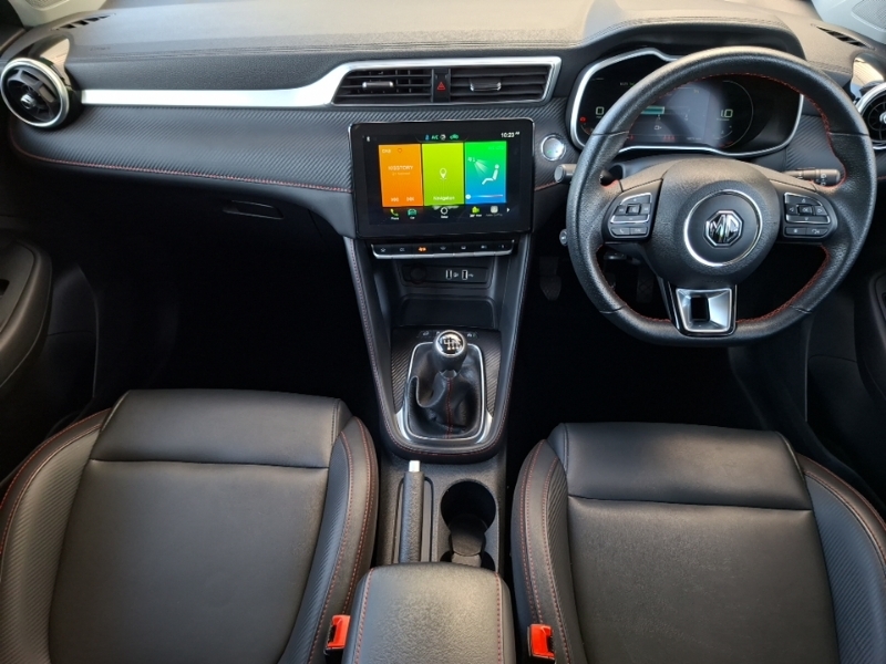 MG ZS 1.0T Gdi Exclusive Black #3