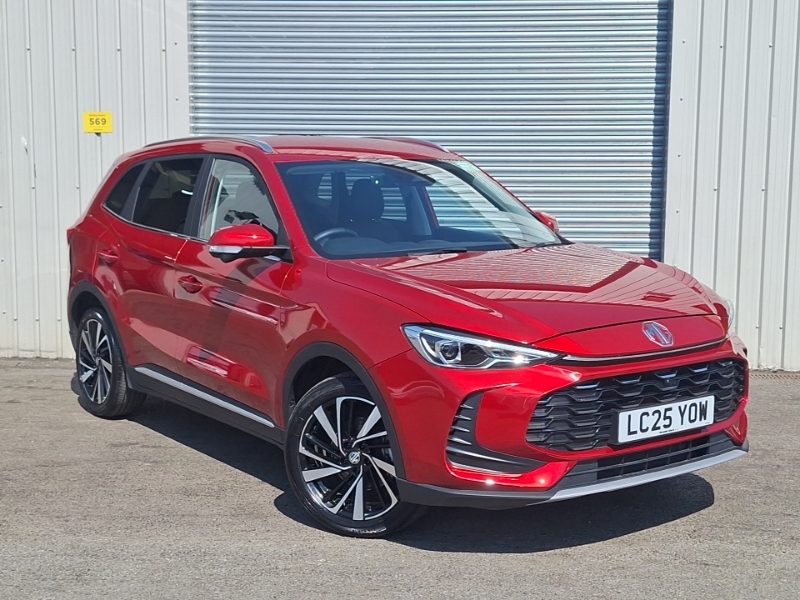 MG ZS 1.5 Hybrid Trophy Red