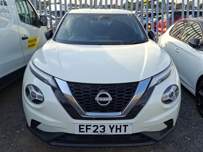 Nissan Juke 1.0 Dig-t 114 N-connecta Dct White
