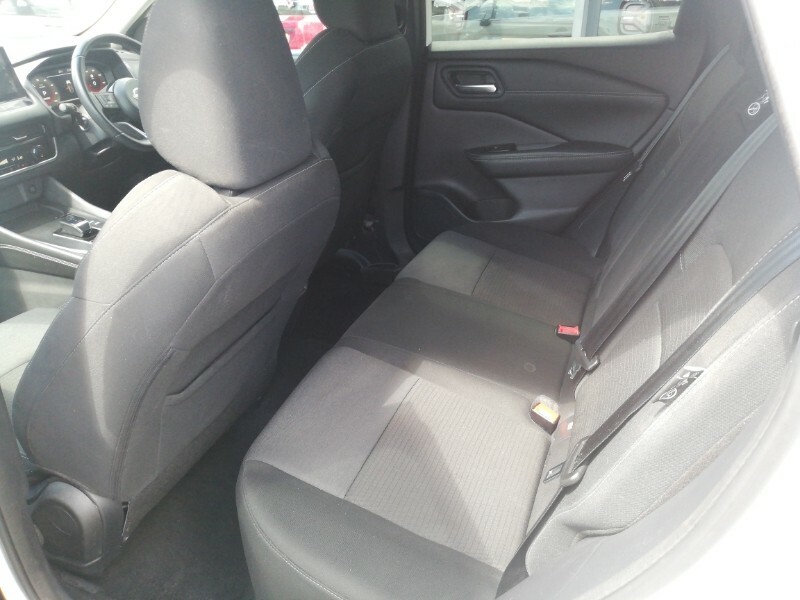 Nissan Qashqai 1.5 E-power N-connecta White #6