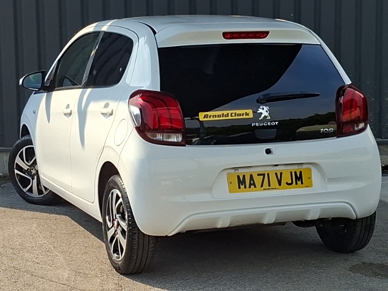 Peugeot 108 1.0 72 Collection White #2