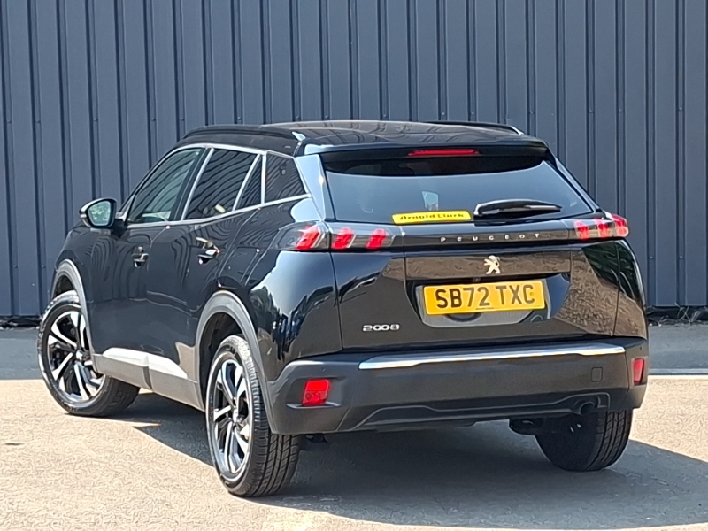 Peugeot 2008 1.2 Puretech Allure Premium SB72TXC Black #2