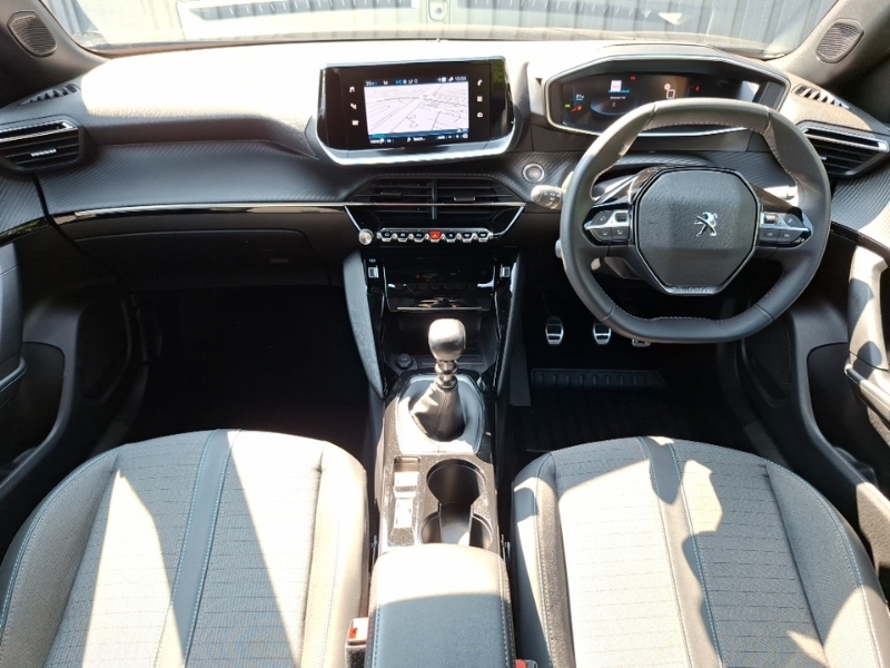 Peugeot 2008 1.2 Puretech Allure Premium SB72TXC Black #3
