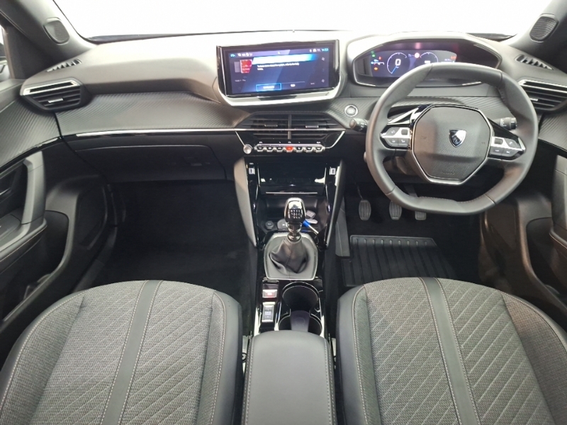 Peugeot 2008 1.2 Puretech 130 Allure Black #3