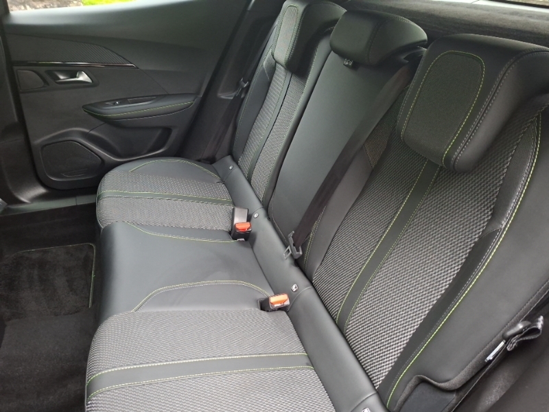 Peugeot 2008 1.2 Hybrid 136 Gt E-dsc6 Grey #6