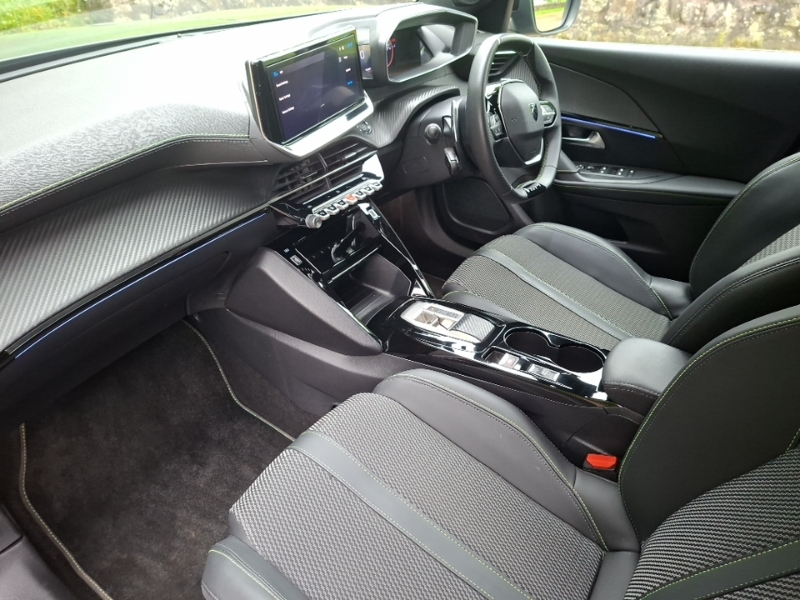 Peugeot 2008 1.2 Hybrid 136 Gt E-dsc6 Grey #5