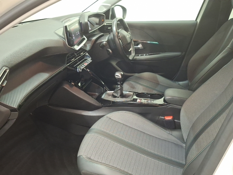 Peugeot 208 1.2 Puretech 100 Allure White #5