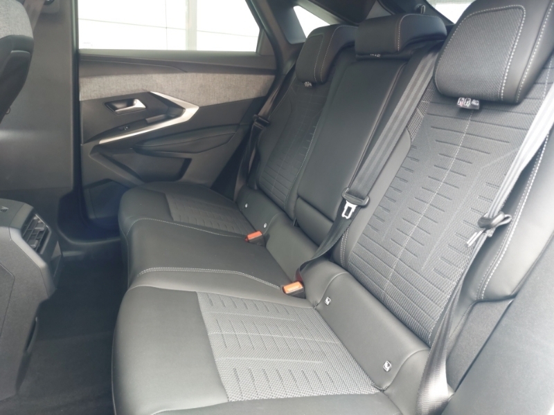 Peugeot 3008 Peugeot 3008 1.2 Hybrid Gt Suv Hybrid E Black #6