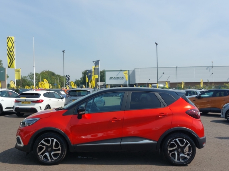 Renault Captur 0.9 Tce 90 Iconic SK69ZVA Red #4