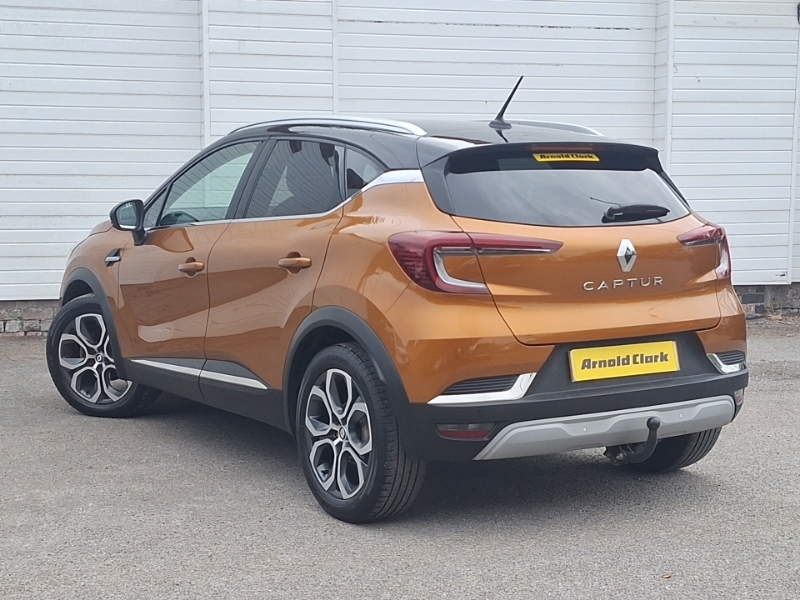 Renault Captur 1.3 Tce 140 Se Edition Edc Orange #2