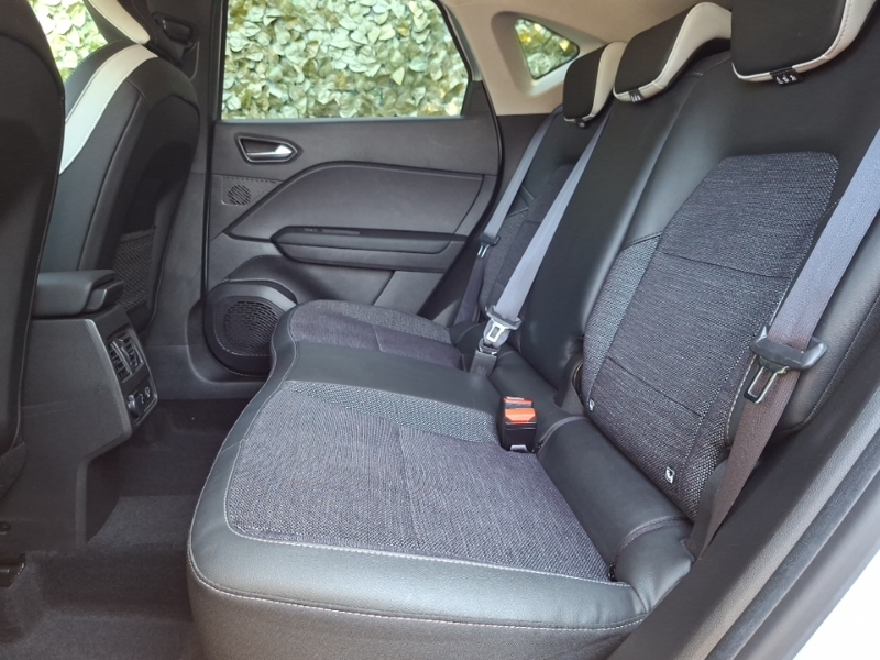 Renault Captur 1.6 E-tech Full Hybrid 145 Techno Grey #6