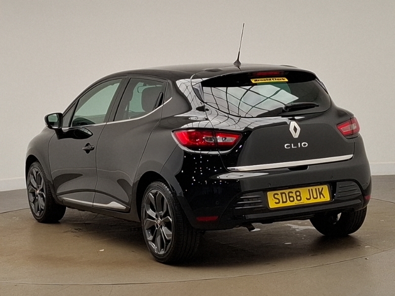 Renault Clio Red #2