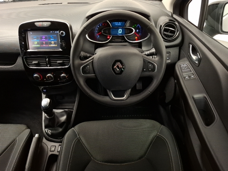 Renault Clio Red #8