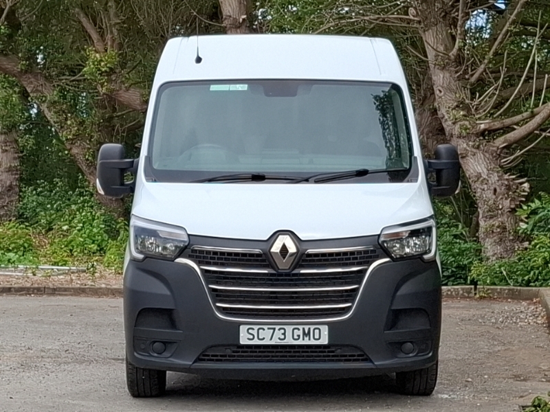 Renault Master Mm35 Blue Dci 135 Start Medium Roof Van White #13
