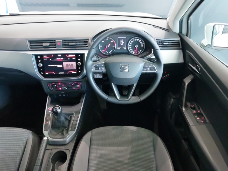 Seat Arona White #8