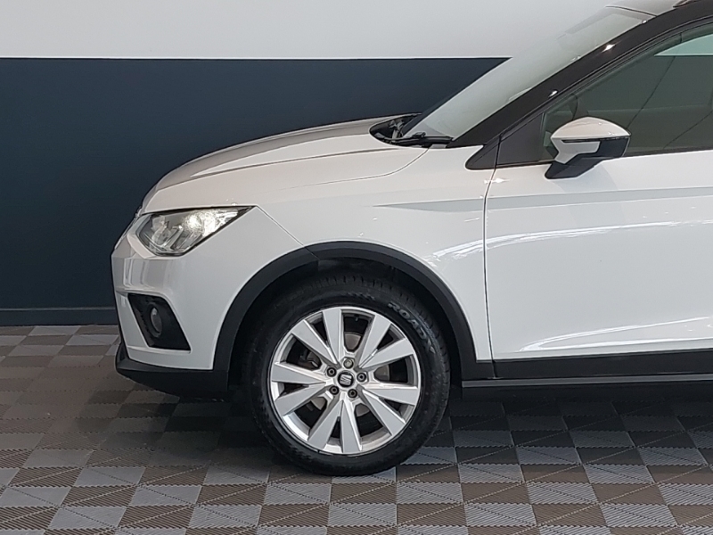 Seat Arona White #19