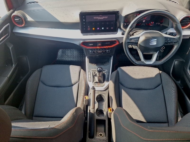 Seat Arona 1.0 Tsi 110 Fr Red #3