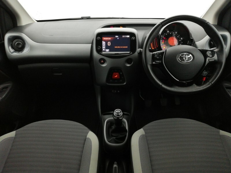 Toyota Aygo 1.0 Vvt-i X-trend SW70UYG Grey #3