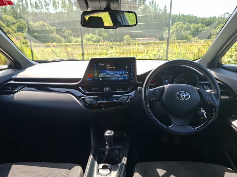 Toyota C-Hr 1.2T Icon White #3