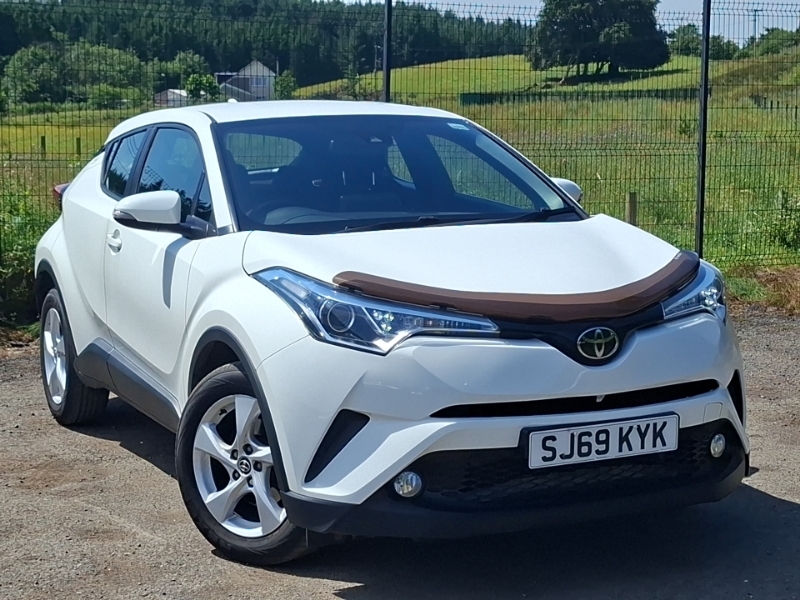 Toyota C-Hr 1.2T Icon White