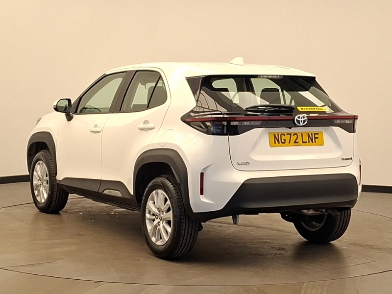 Toyota Yaris Cross 1.5 Hybrid Icon Cvt White #2
