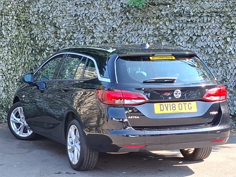 Vauxhall Astra 1.4T 16V 150 Sri DV18OTG Black #2