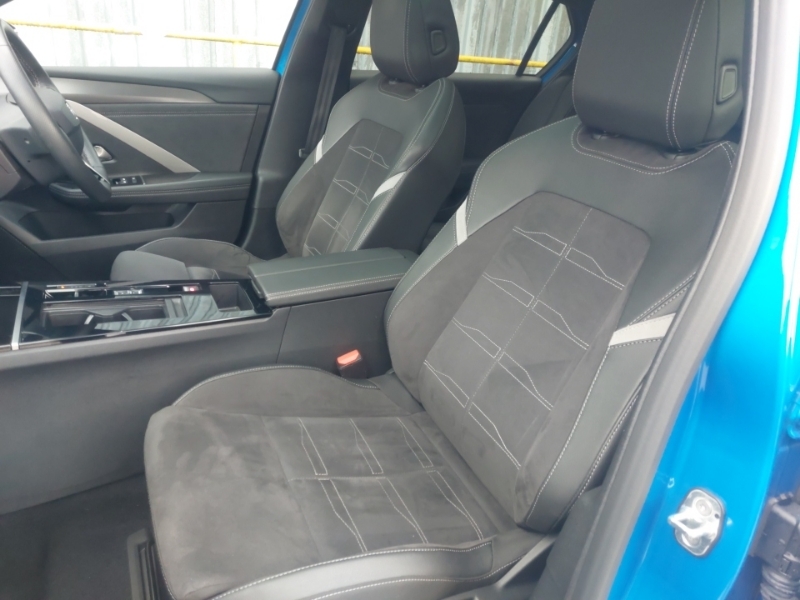 Vauxhall Astra 115Kw Ultimate 54Kwh Blue #5