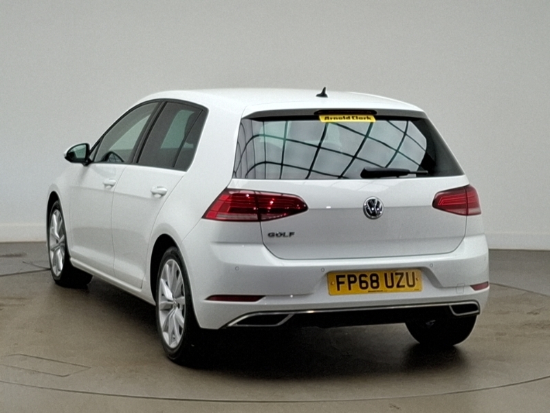 Volkswagen Golf 1.6 Tdi Gt FP68UZU White #2