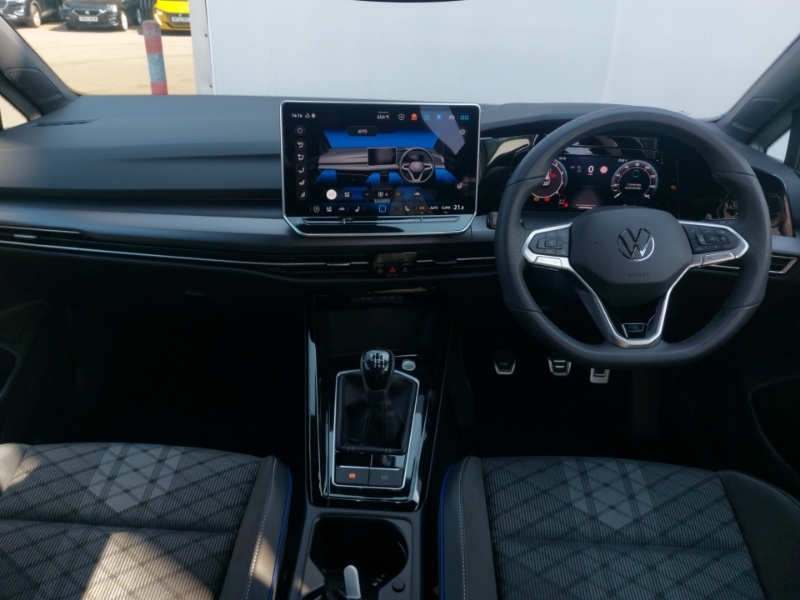Volkswagen Golf 1.5 Tsi 150 Black Edition White #3