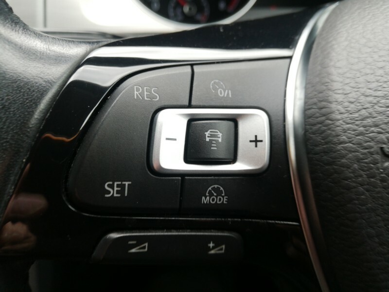 Volkswagen Golf 2.0 Tdi Gt White #12