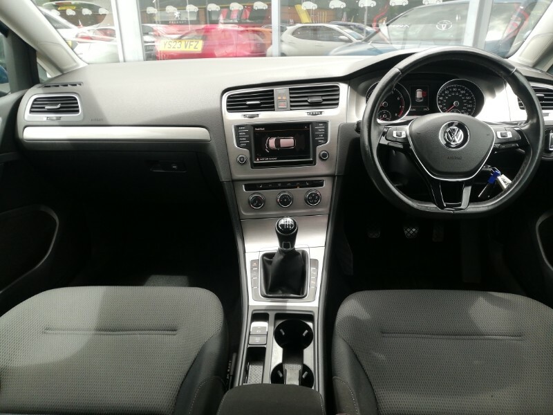 Volkswagen Golf 2.0 Tdi Gt White #3