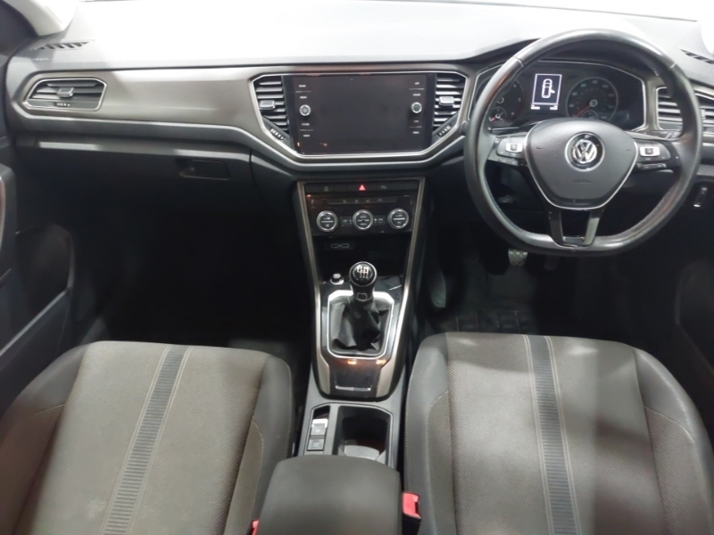 Volkswagen T-Roc 1.6 Tdi Se White #3