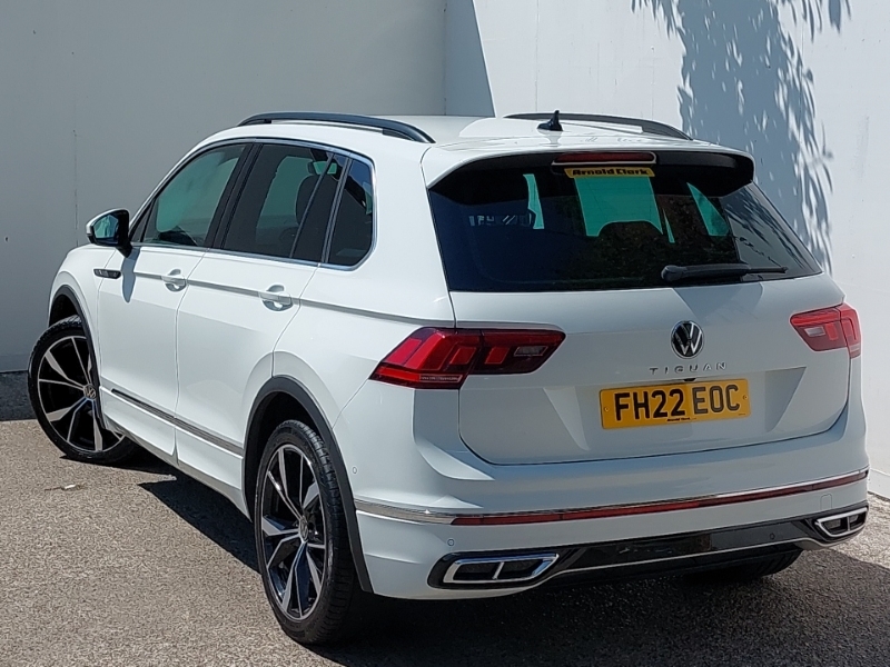 Volkswagen Tiguan 2.0 Tdi R-line Dsg White #2