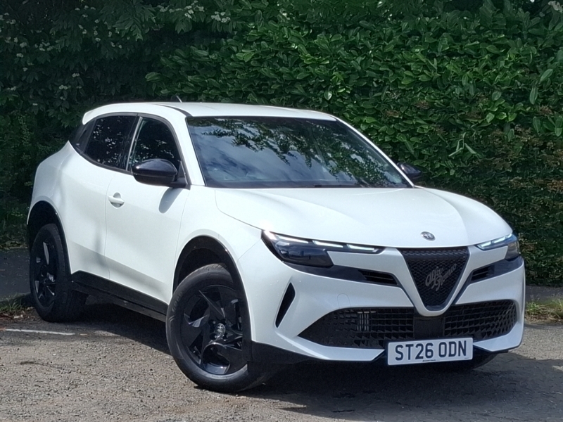 Alfa Romeo Junior 1.2 Turbo Ibrida White