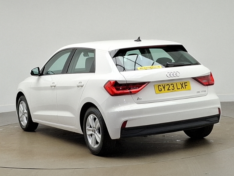 Audi A1 25 Tfsi Technik White #2