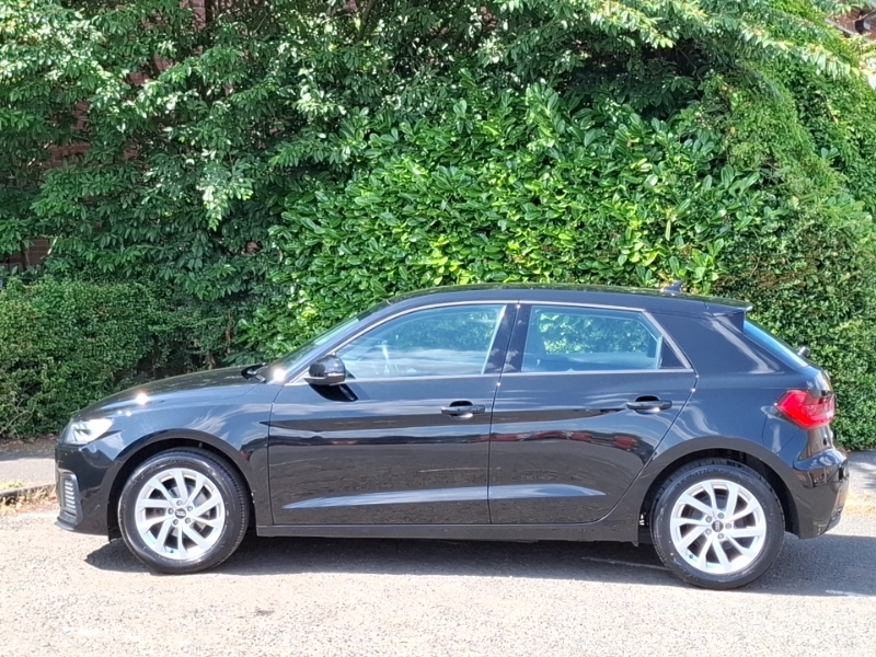 Audi A1 25 Tfsi Sport SX23FKU Black #4