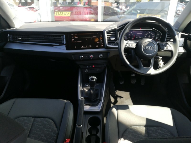 Audi A1 Technik Black #3