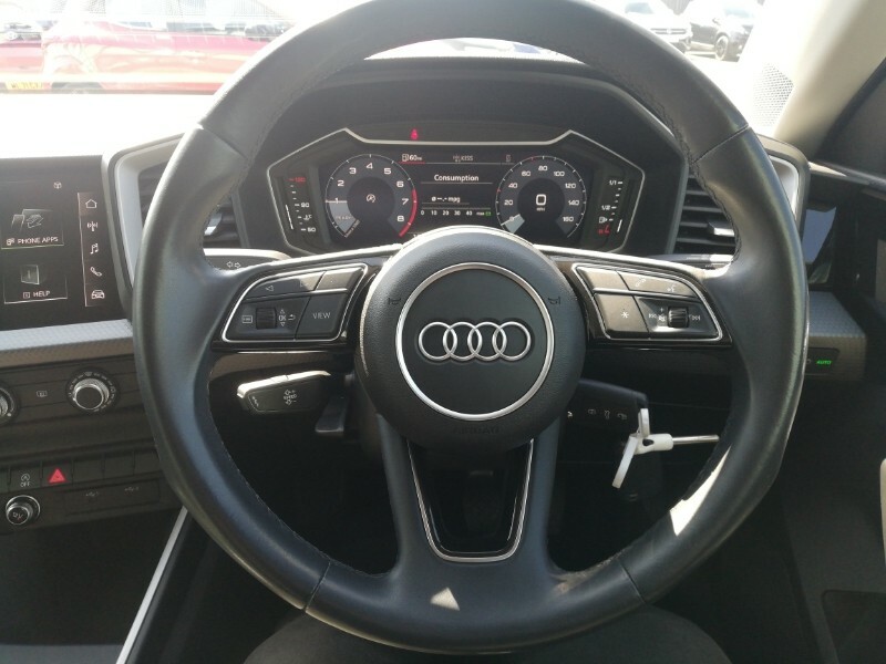 Audi A1 Technik Black #19
